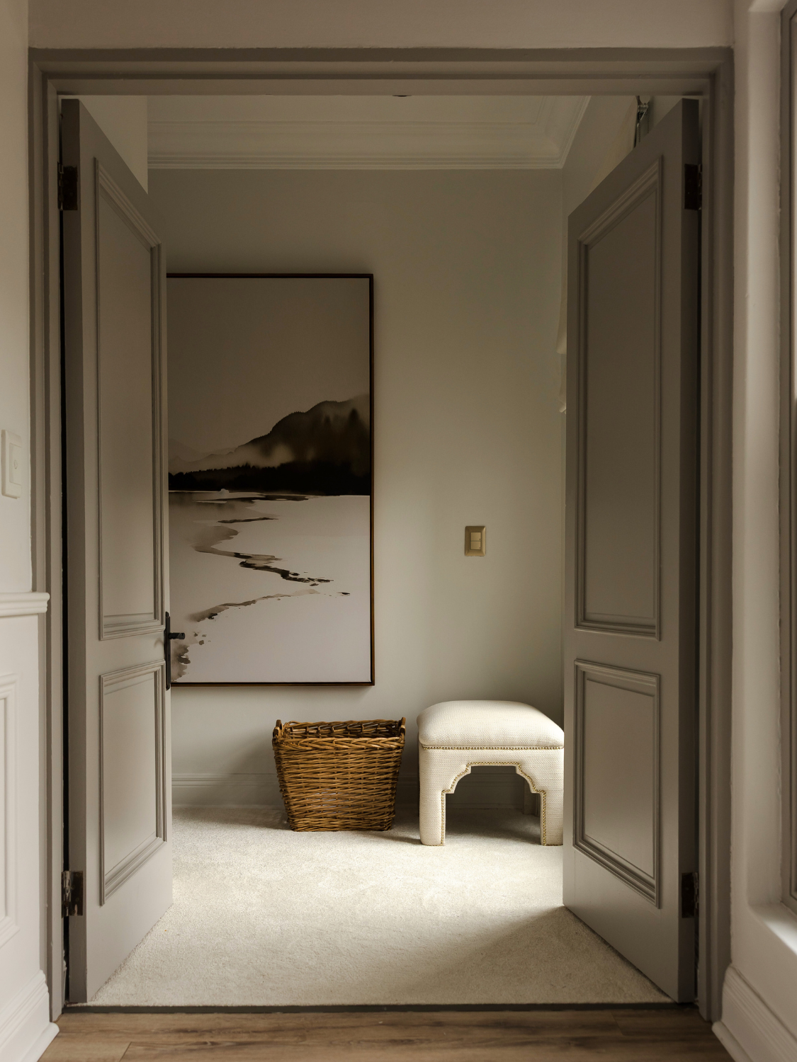 Tariq (Ṭāriq) Stool-5