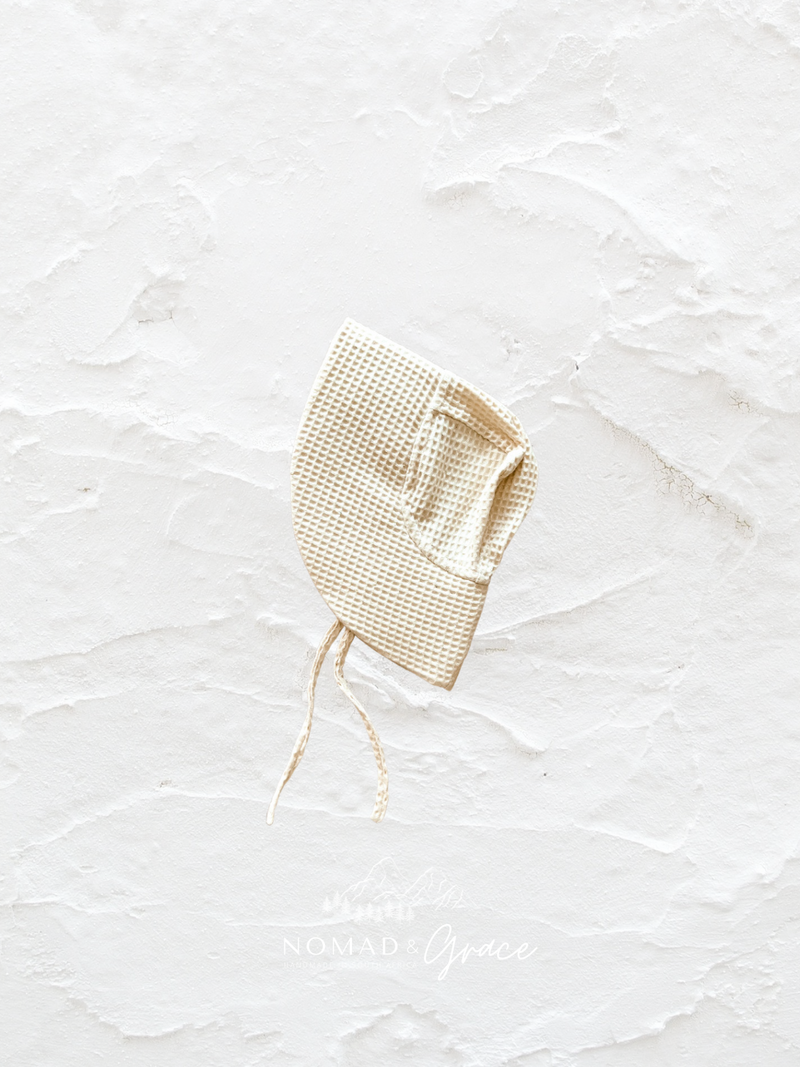 Konya Sun Bonnet {Waffle Alabaster}-zoom-