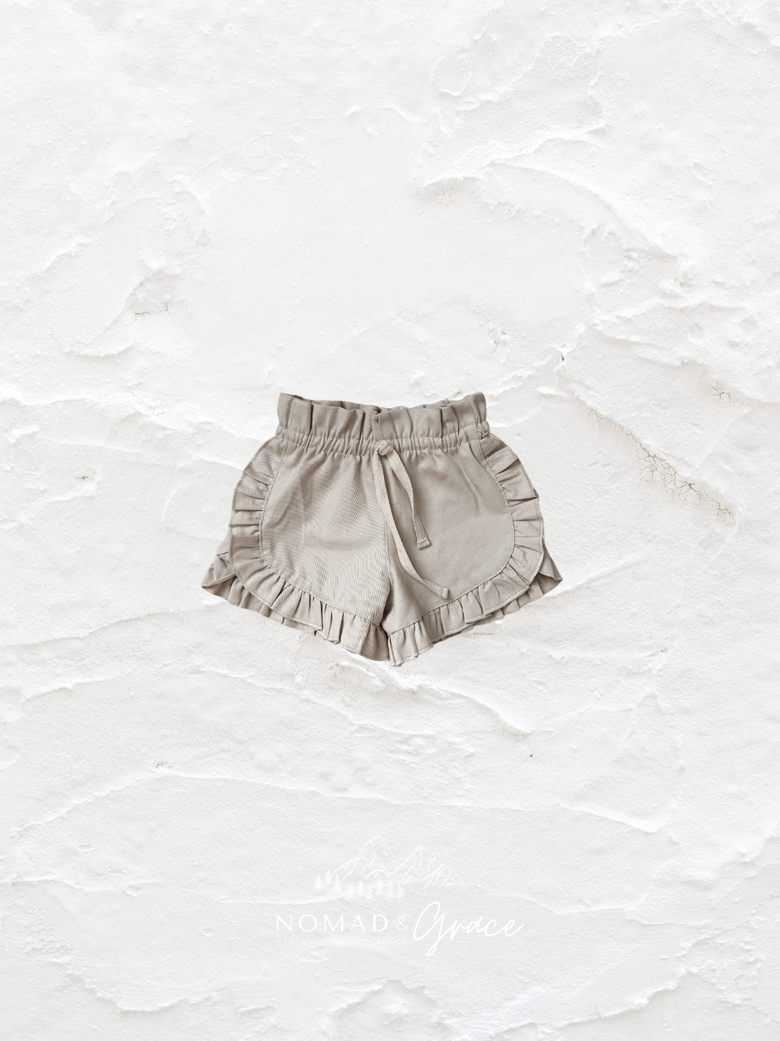 High waisted Ruffle Shorties {Crembrule}-1