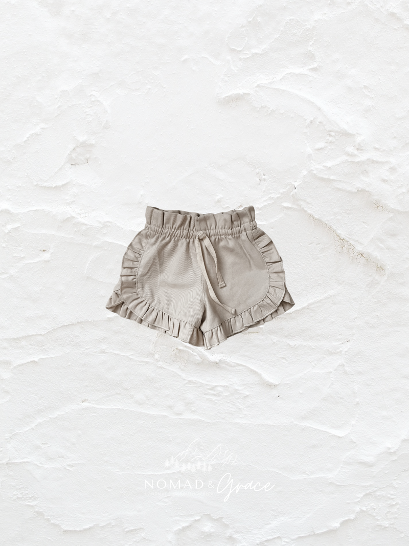 High waisted Ruffle Shorties {Crembrule}-zoom-
