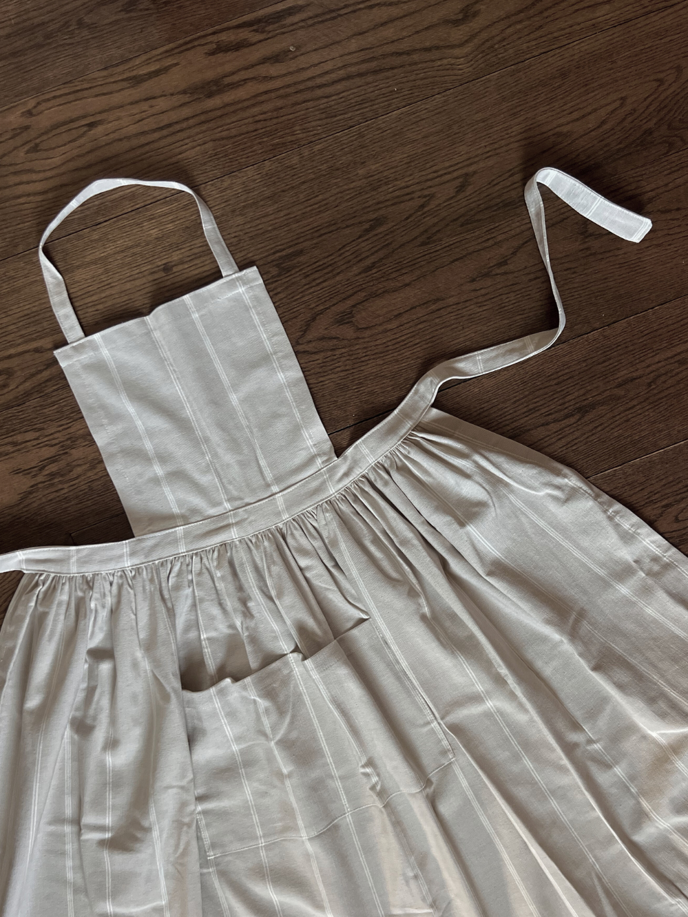 Nomad and Grace Ruffled Apron
