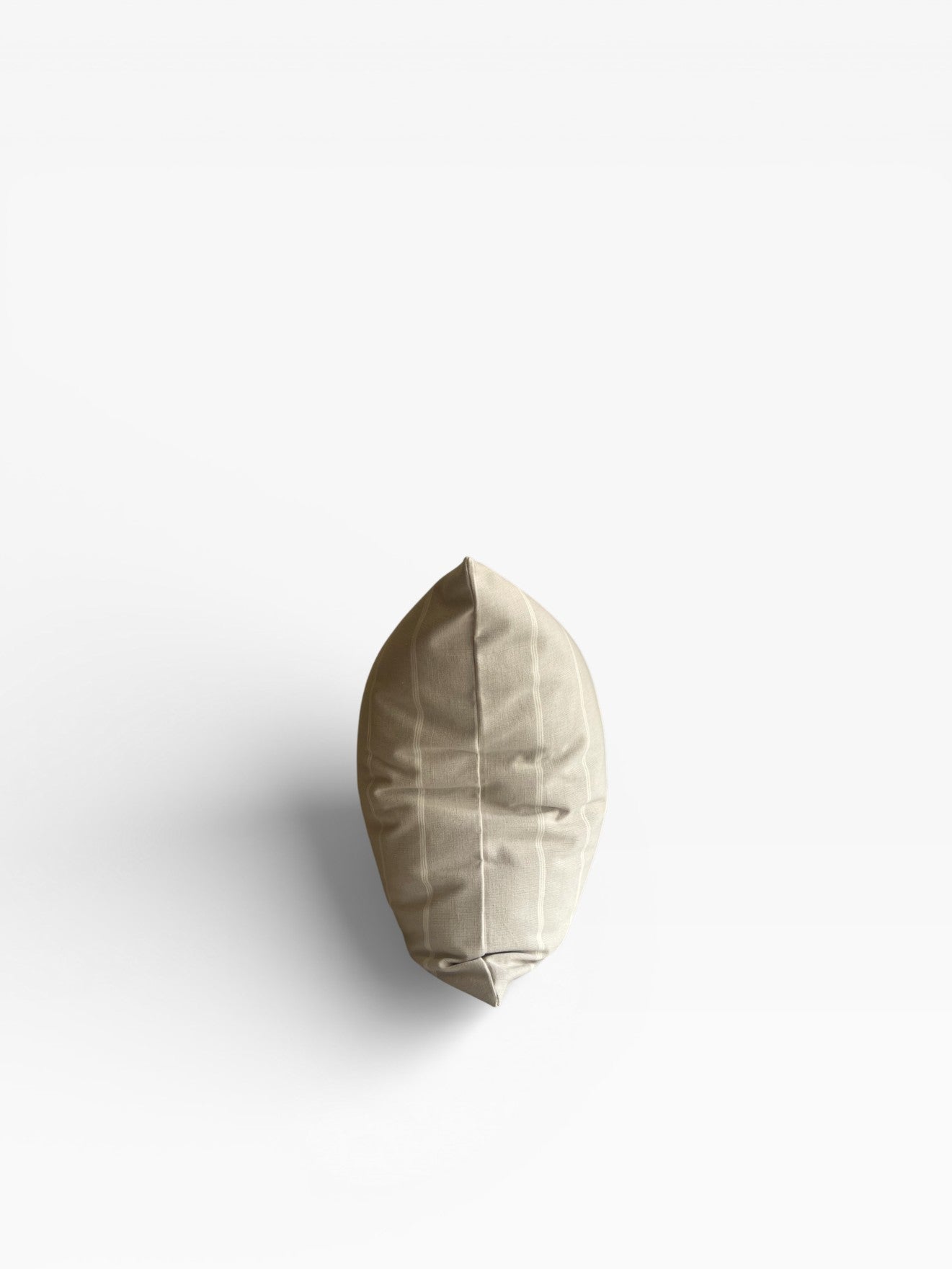 Aseela (أصيلة) Pillow Cover