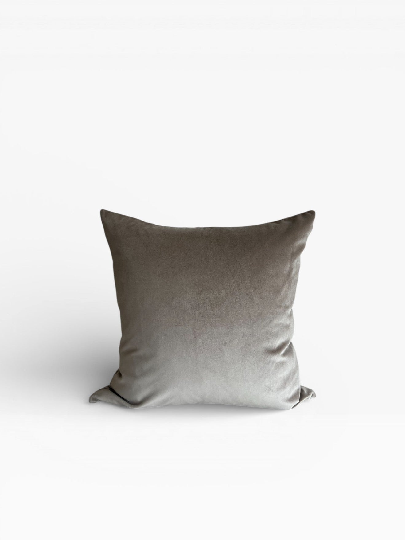 Fātir  (فاتر) Cushion Cover