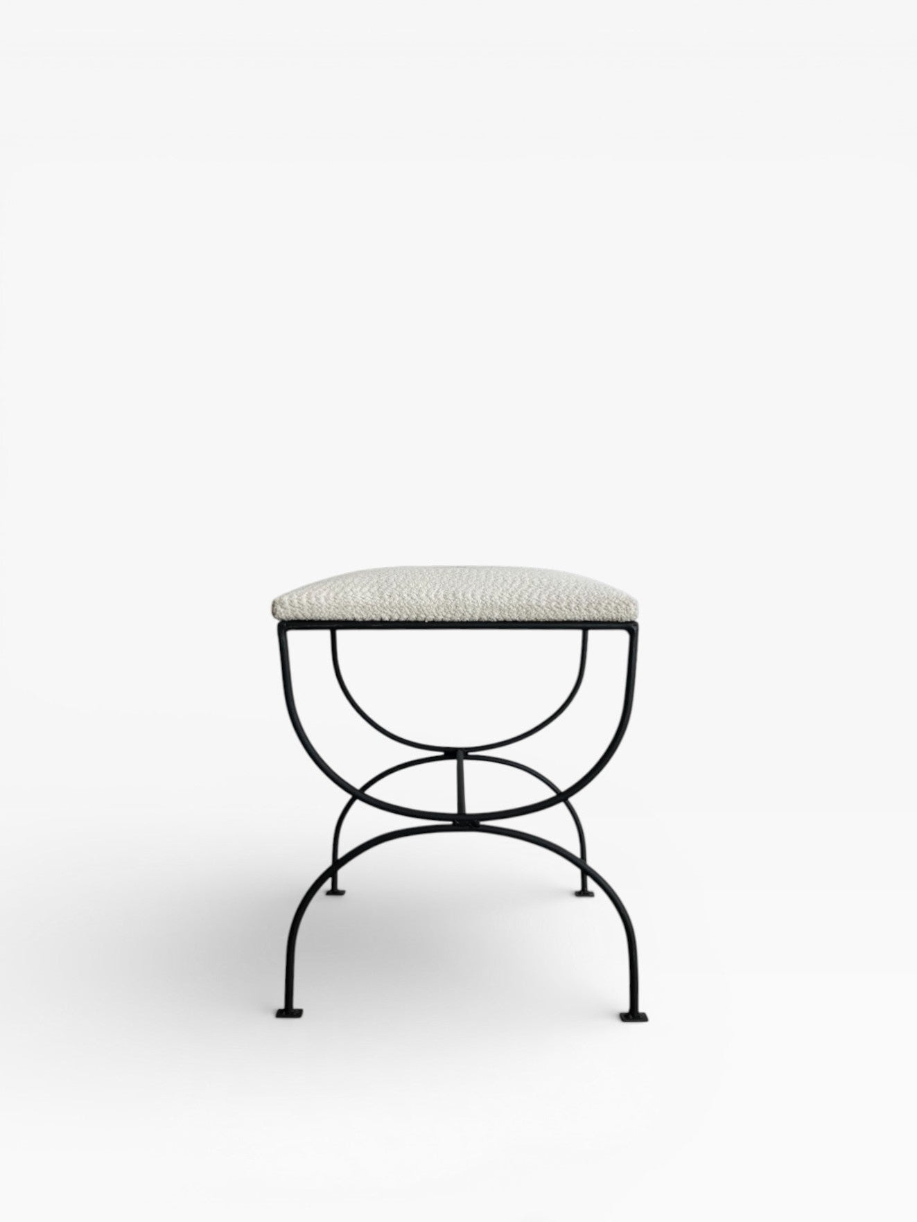 Lina (لينا) Stool