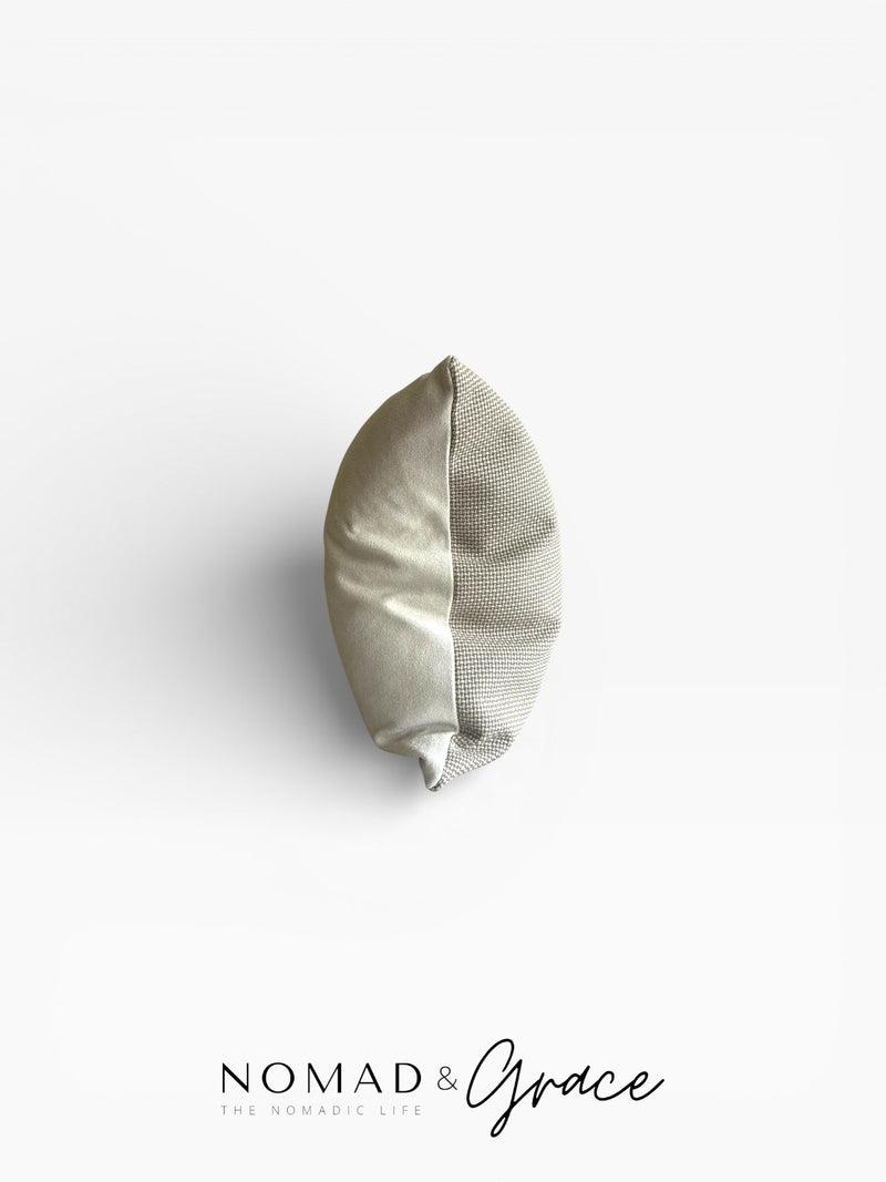 Sakin (ساكن) Pillow Cover-zoom-